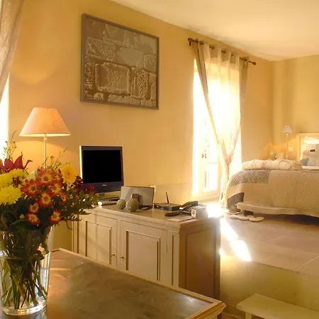 Le Couvent D'herepian - &