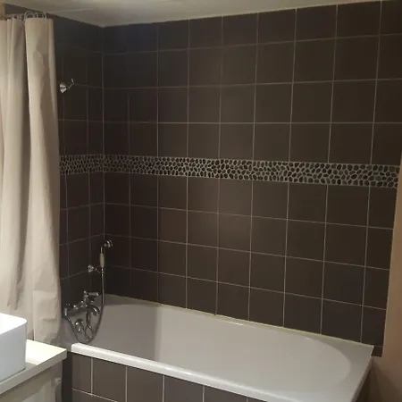 Le Couvent D'herepian - & Hotel 3*